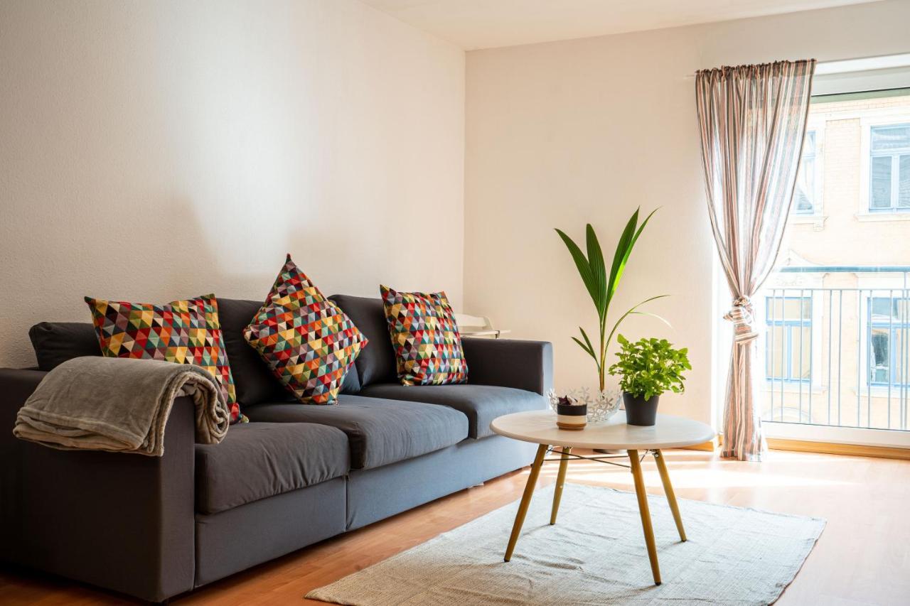 Grosse Louise In Der Neustadt Fuer Familien & Apartment *